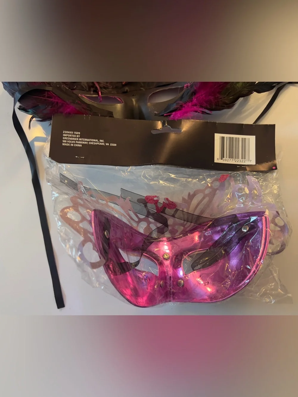 Feathered Large Masquerade Mask in Deep Pink and Medium Pink Sequin Mask